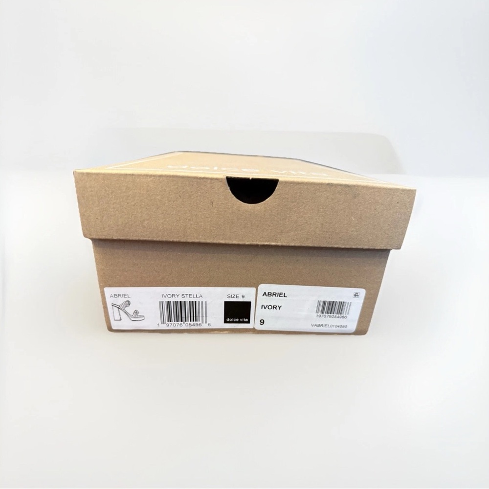 New in box Dolce Vita Abriel Platform Sandal Stella Ivory Heels Size 9 NIB - Picture 5 of 5
